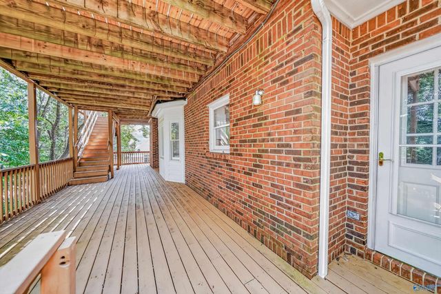10001 SE Covington Drive, Huntsville, AL 35803