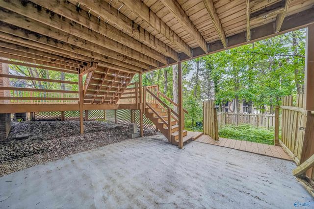 10001 SE Covington Drive, Huntsville, AL 35803