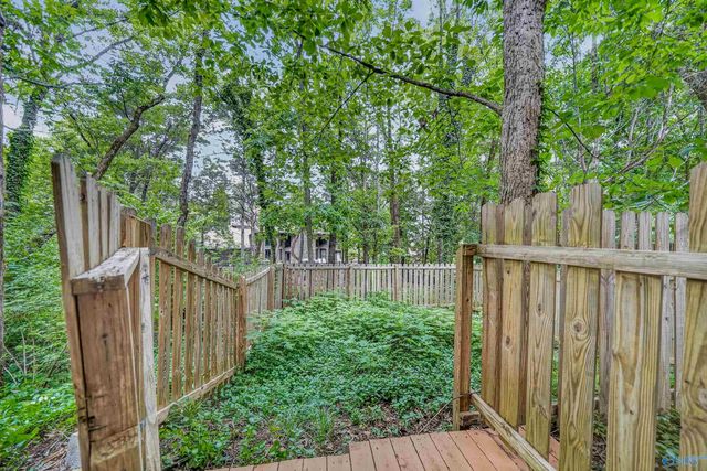 10001 SE Covington Drive, Huntsville, AL 35803
