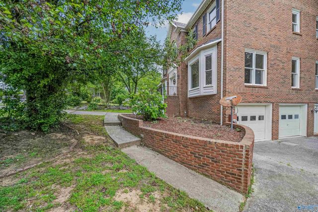 10001 SE Covington Drive, Huntsville, AL 35803