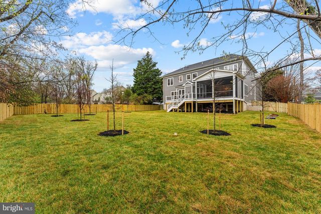 1711 DREWLAINE DR, Vienna, VA 22182