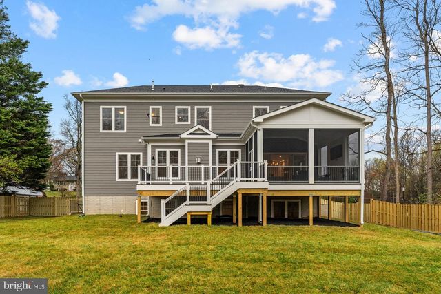 1711 DREWLAINE DR, Vienna, VA 22182