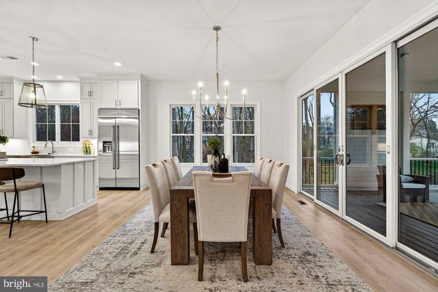 1711 DREWLAINE DR, Vienna, VA 22182