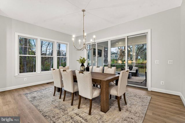 1711 DREWLAINE DR, Vienna, VA 22182