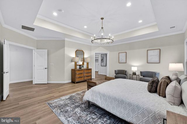 1711 DREWLAINE DR, Vienna, VA 22182