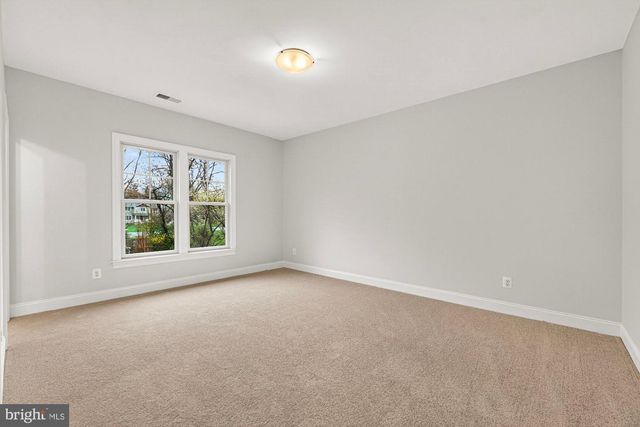 1711 DREWLAINE DR, Vienna, VA 22182