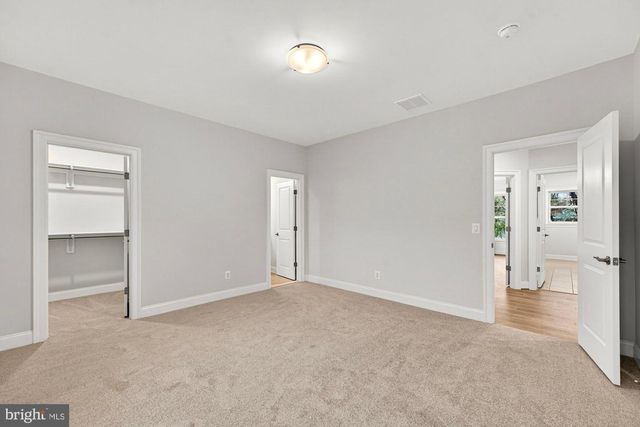 1711 DREWLAINE DR, Vienna, VA 22182