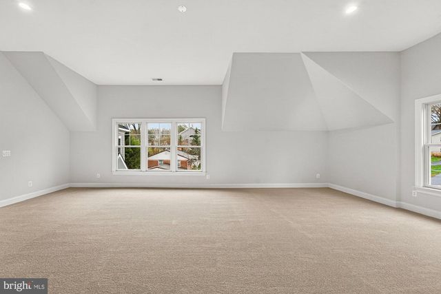 1711 DREWLAINE DR, Vienna, VA 22182