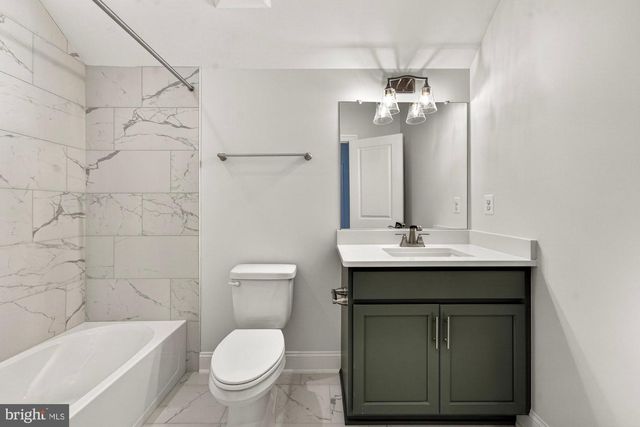 1711 DREWLAINE DR, Vienna, VA 22182