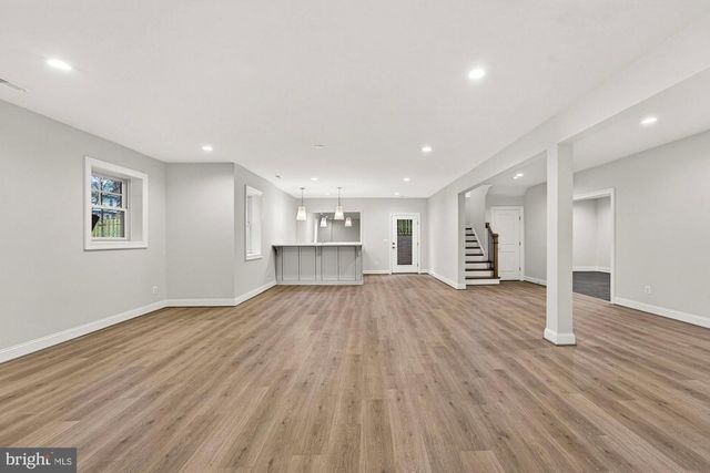 1711 DREWLAINE DR, Vienna, VA 22182