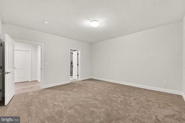 1711 DREWLAINE DR, Vienna, VA 22182