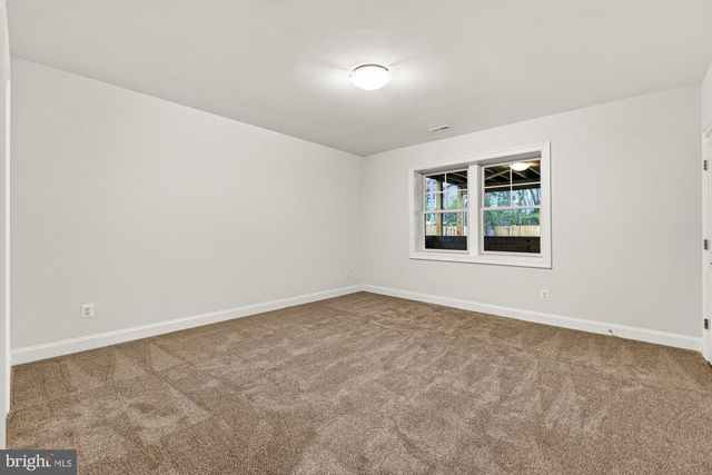 1711 DREWLAINE DR, Vienna, VA 22182