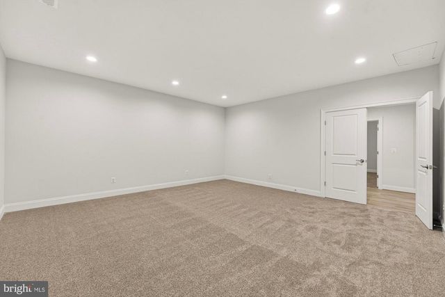 1711 DREWLAINE DR, Vienna, VA 22182