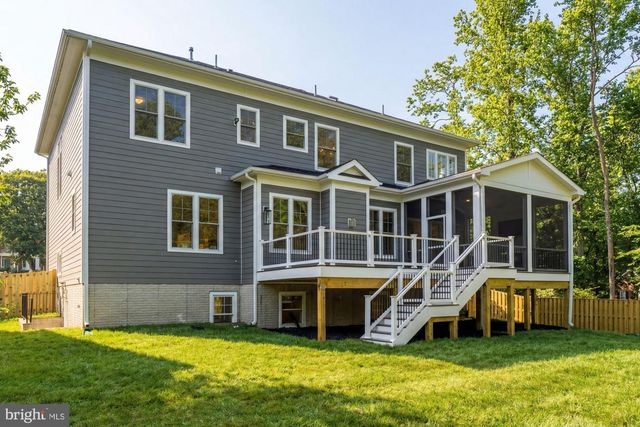 1711 DREWLAINE DR, Vienna, VA 22182