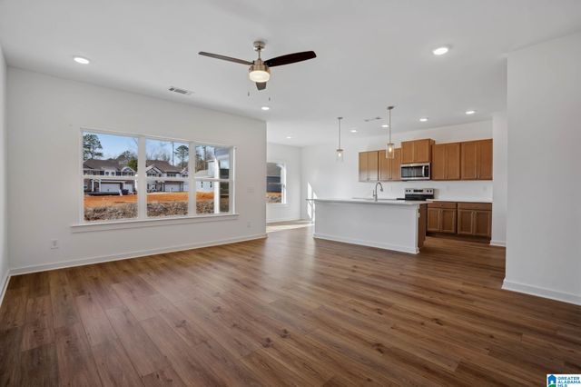 8155 KIMBRELL STATION LOOP, Mccalla, AL 35111