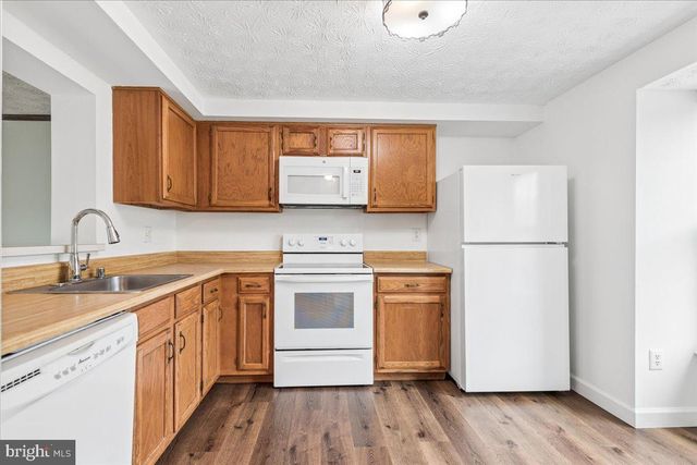 15412 N OAK CT, Bowie, MD 20716