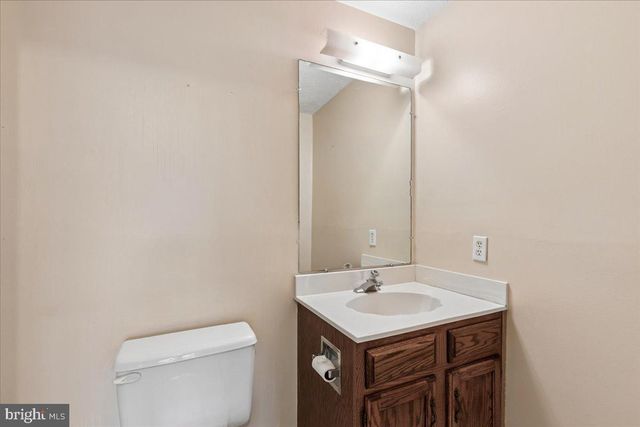 15412 N OAK CT, Bowie, MD 20716