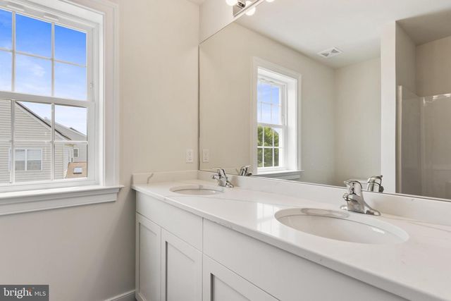 165 TRINITY DR, Oxford, PA 19363