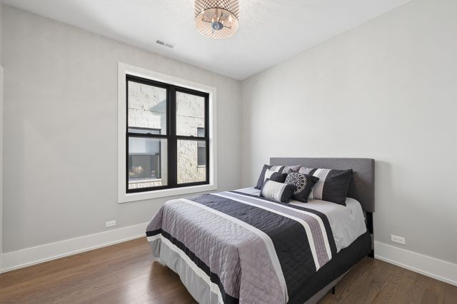 4220 S Ellis Avenue 4N, Chicago, IL 60653