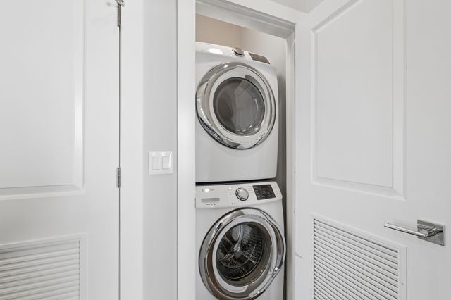 4220 S Ellis Avenue 4N, Chicago, IL 60653