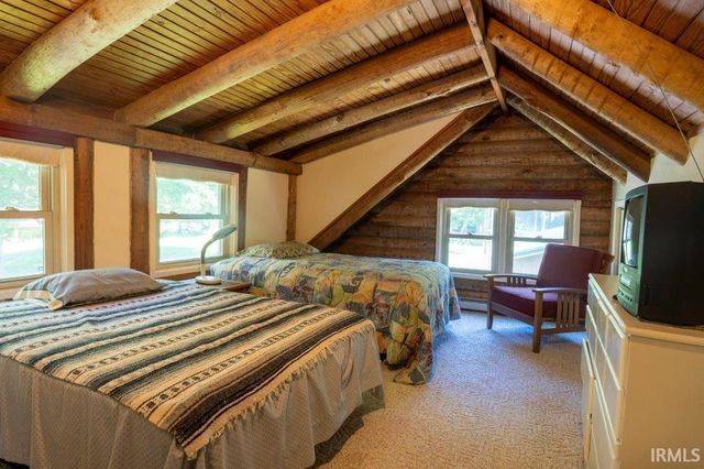 7530 E Pine Grove Road, Bloomington, IN 47401