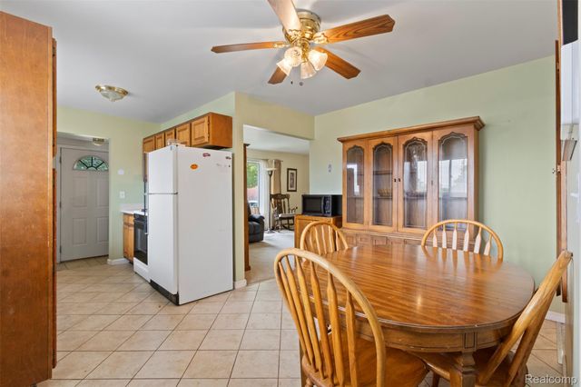 33432 Balmoral Street, Westland, MI 48185