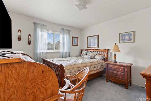 33432 Balmoral Street, Westland, MI 48185