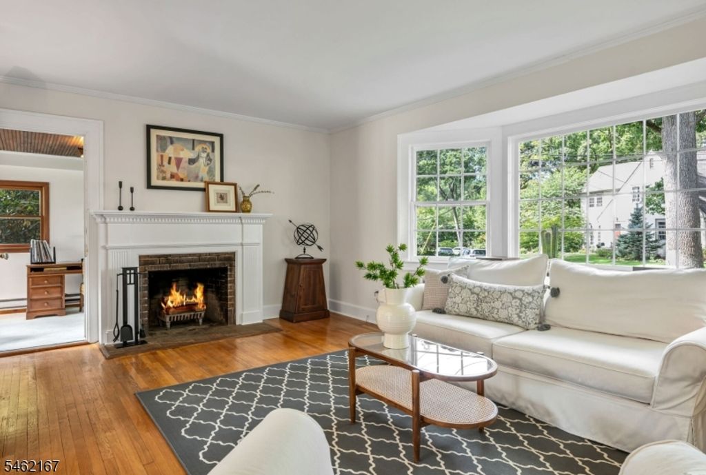 140 Unadilla Rd, Ridgewood Village, NJ 07450 — photo 4