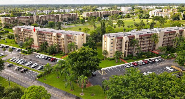 3836 Via Poinciana 205, Lake Worth, FL 33467