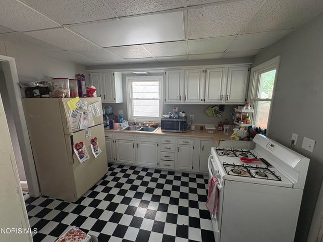 725 Utah Street, Toledo, OH 43605