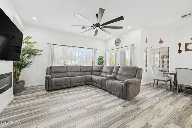 529 S VAL VISTA Road, Apache Junction, AZ 85119