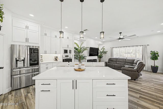 529 S VAL VISTA Road, Apache Junction, AZ 85119