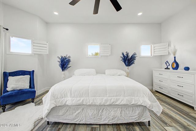 529 S VAL VISTA Road, Apache Junction, AZ 85119