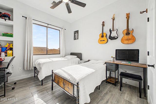 529 S VAL VISTA Road, Apache Junction, AZ 85119