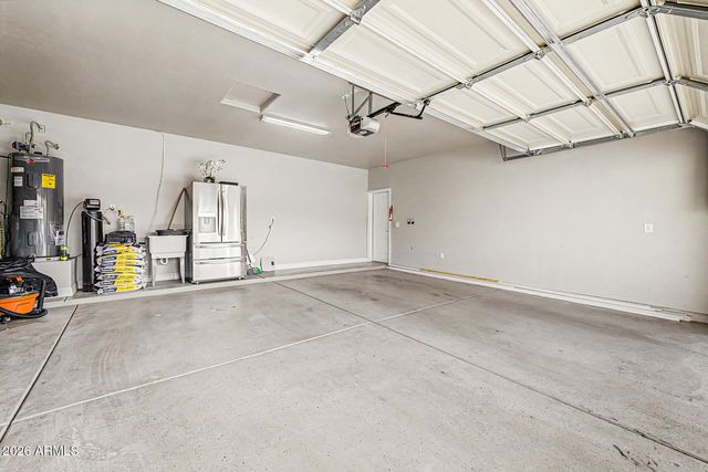 529 S VAL VISTA Road, Apache Junction, AZ 85119