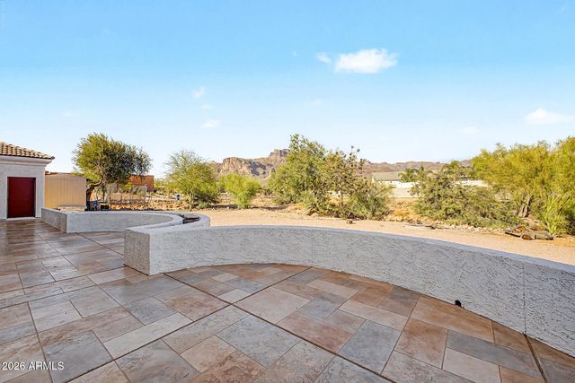 529 S VAL VISTA Road, Apache Junction, AZ 85119