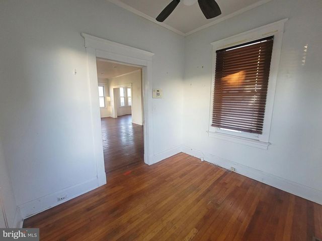 2117 LORRAINE AVE, Gwynn Oak, MD 21207