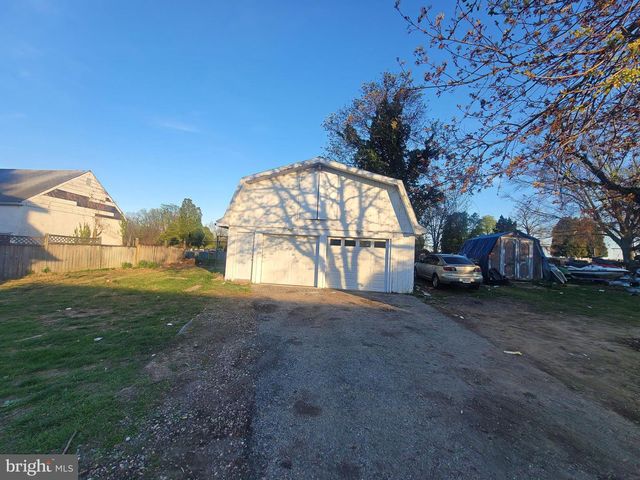 2117 LORRAINE AVE, Gwynn Oak, MD 21207