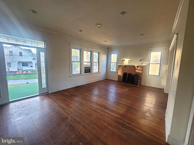 2117 LORRAINE AVE, Gwynn Oak, MD 21207