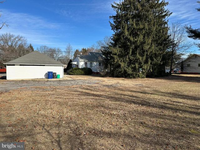 4510 CHURCH RD, Mount Laurel, NJ 08054