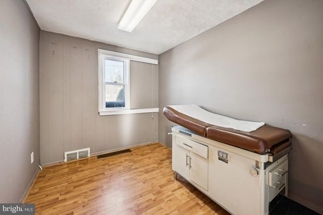 4510 CHURCH RD, Mount Laurel, NJ 08054