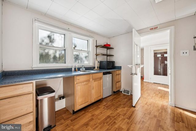 4510 CHURCH RD, Mount Laurel, NJ 08054