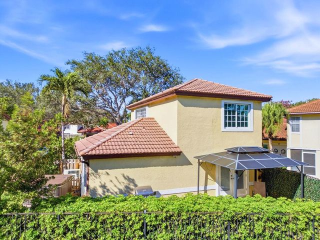 12155 Cuddington Court, Wellington, FL 33414