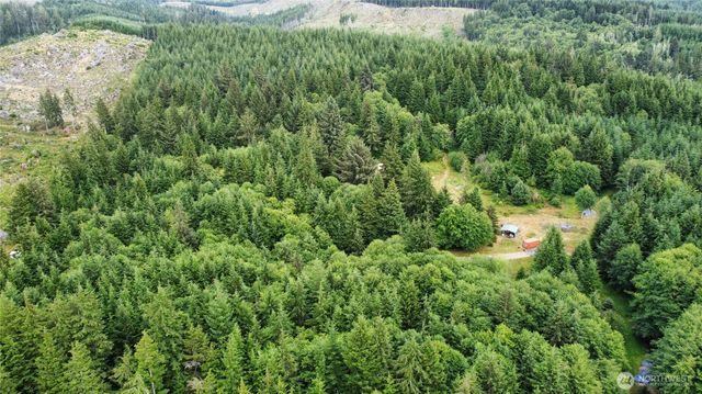 1608 E Hoquiam Road, Hoquiam, WA 98550
