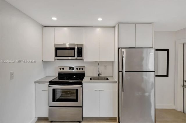 345 Michigan Ave 23, Miami Beach, FL 33139