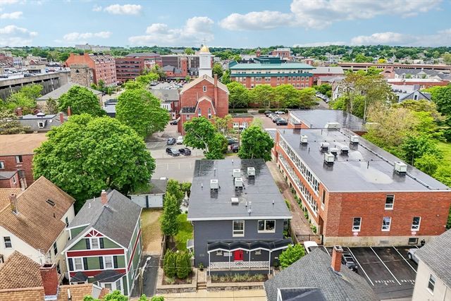 7 Howard St 4, Salem, MA 01970