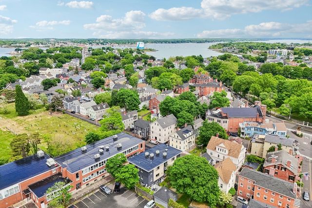 7 Howard St 4, Salem, MA 01970