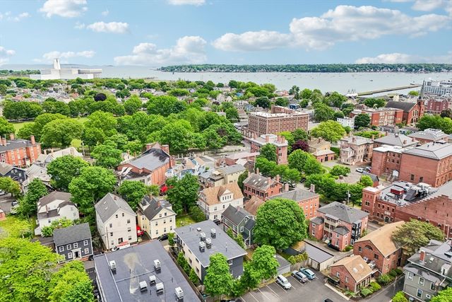 7 Howard St 4, Salem, MA 01970