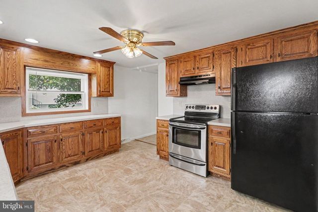 45 WINDY HILL RD, Shermans Dale, PA 17090
