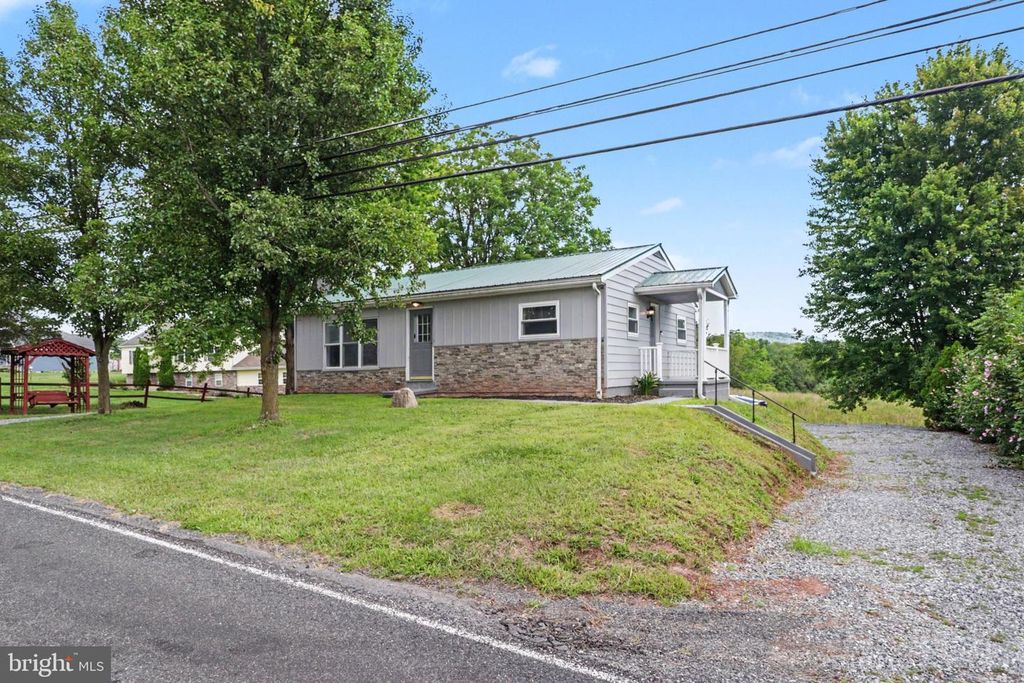 45 WINDY HILL RD, Shermans Dale, PA 17090